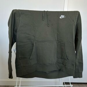 Men’s green Nike hoodie